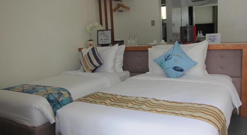 White Breeze Palawan Boutique Hotel Puerto Princesa Exterior foto
